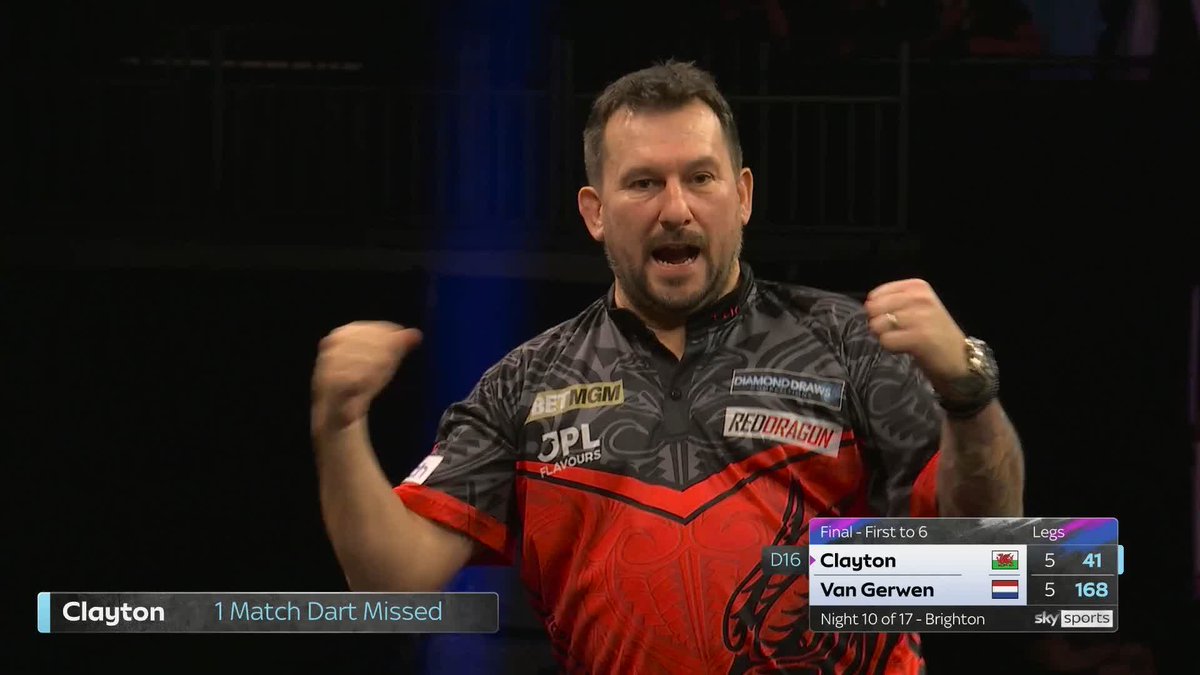 CLAYTON COMPLETES THE COMEBACK! 🏴 What a match! Jonny Clayton recovers from 5-2 down to stun Michael van Gerwen and claim the Night Ten crown in Brighton! 📲 #PLDarts | Final