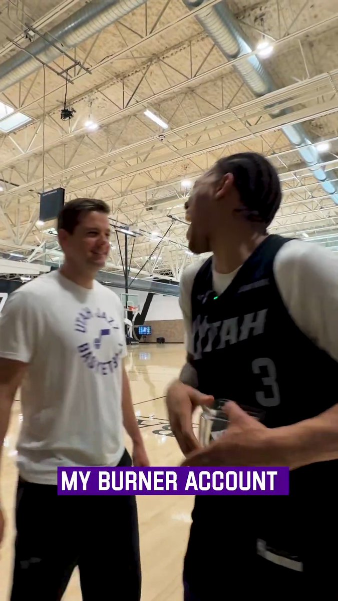 “that’s from Will Hardy’s burner” 😂 had the guys react to your compliments 🤝 #TakeNote