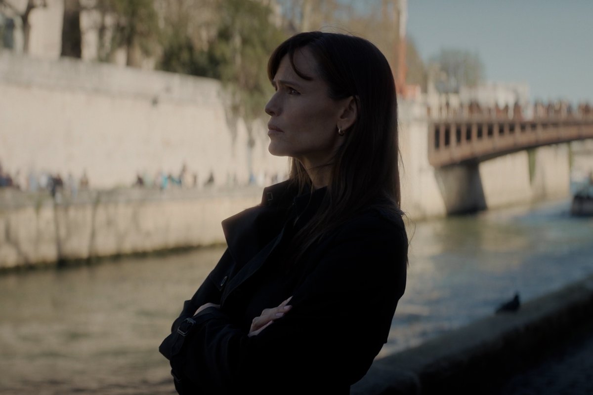 Parisian landmarks are the perfect place for a confrontation. #TheLastThingHeToldMe — Season Finale Now Streaming
