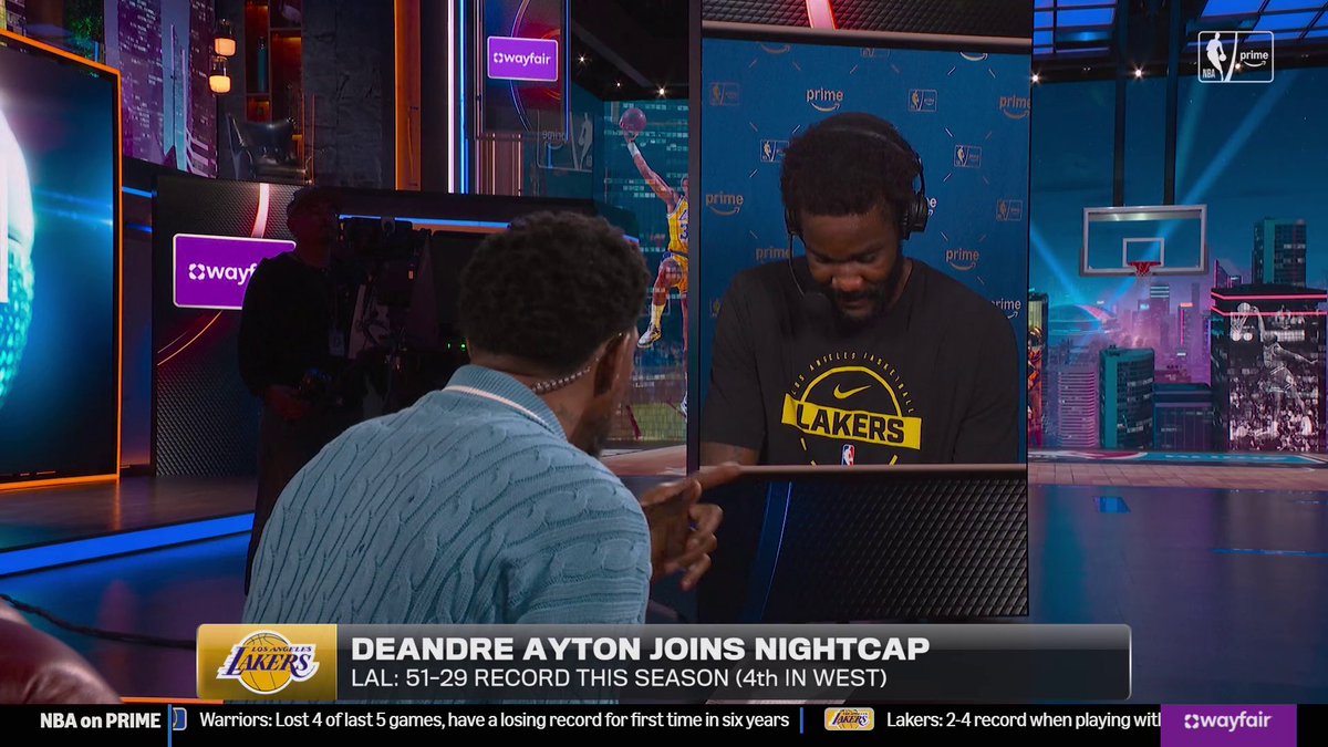 "I want you to know that you are still that guy." Udonis Haslem with some powerful words of encouragement for DeAndre Ayton after his 21-pt game 🙏
