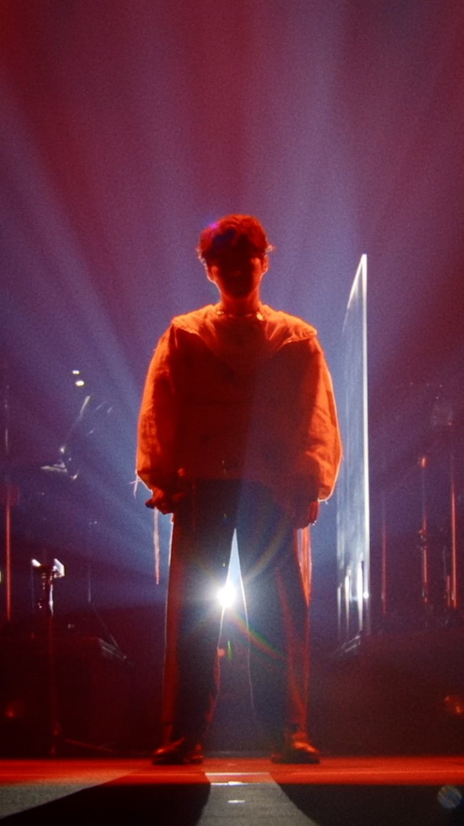 / Netflix独占配信まであと5日! ティザー映像が解禁📺 \ 星野源のライブ映像『Gen Hoshino presents MAD HOPE MAD MUSIC』が、4/15〜Netflixにて独占配信! 昨年開催した全国ツアー『MAD HOPE』から、全24曲のライブ映像のみを収録した特別編集版です🎤 #星野源_MADHOPE