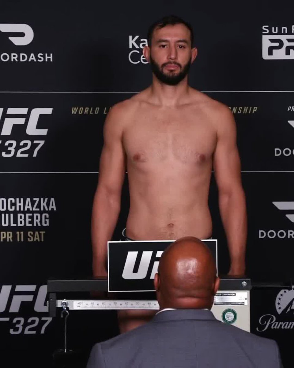 Ready to dominate 👊 Dominick Reyes hits the scale at 205 ahead of #UFC327! [ APR 11 | 9pmET on Paramount+ ]