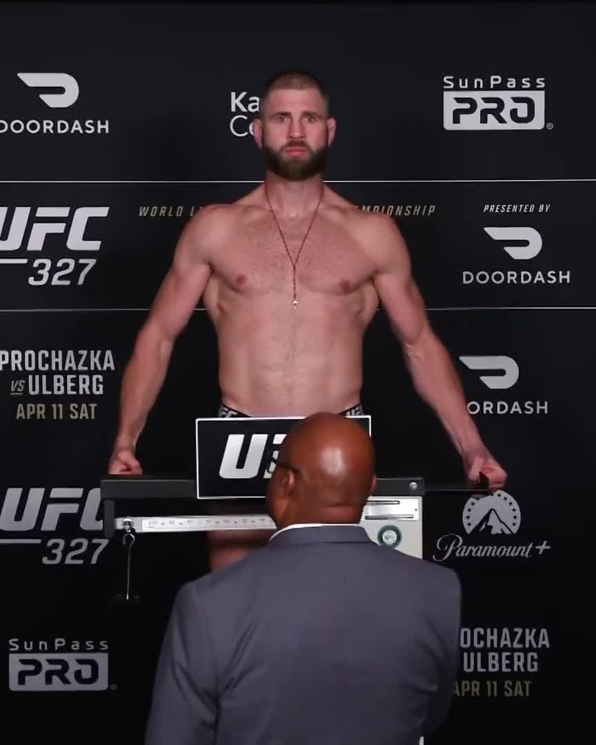 Eyes on regaining the LHW throne 😤 @Jiri_BJP weighs in at 203 pounds! #UFC327 [ APR 11 | 9pmET on @ParamountPlus ]