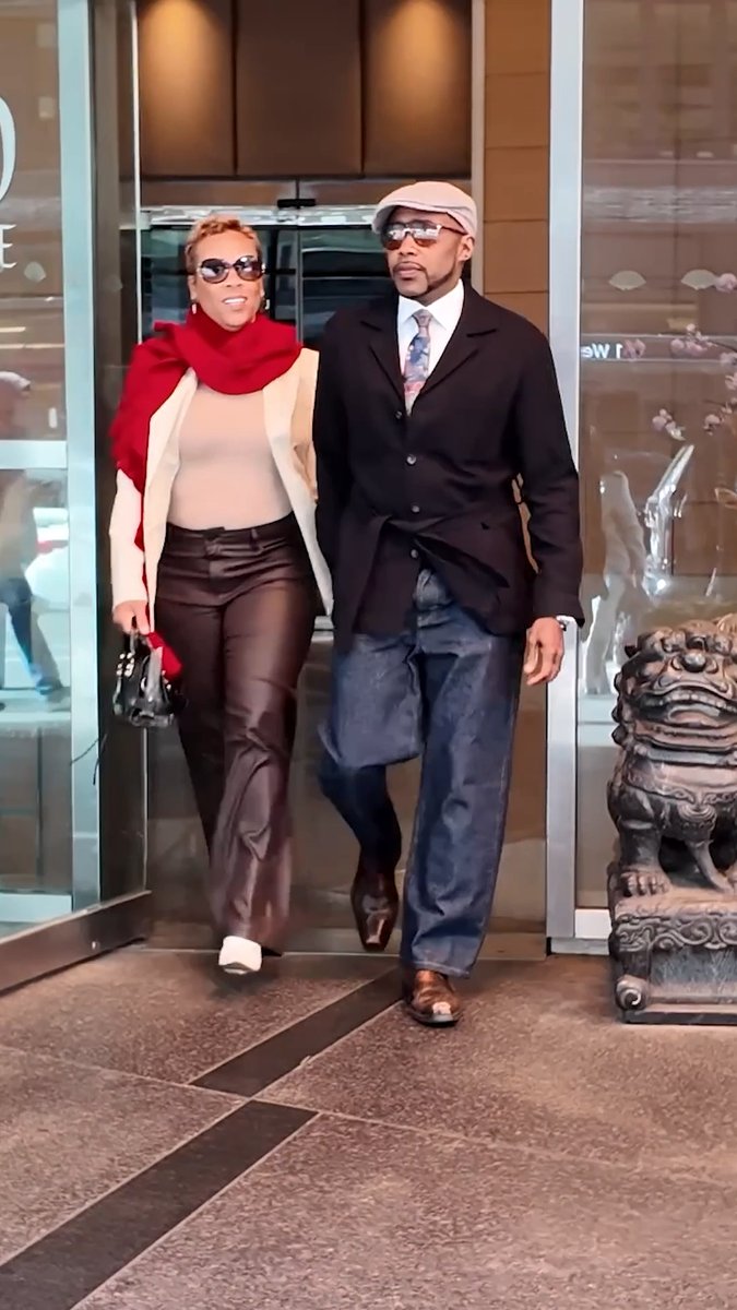 me and the missus CLEAN and MEAN in these NY streets!!! #youmetuscany OUT NOW! 🍿