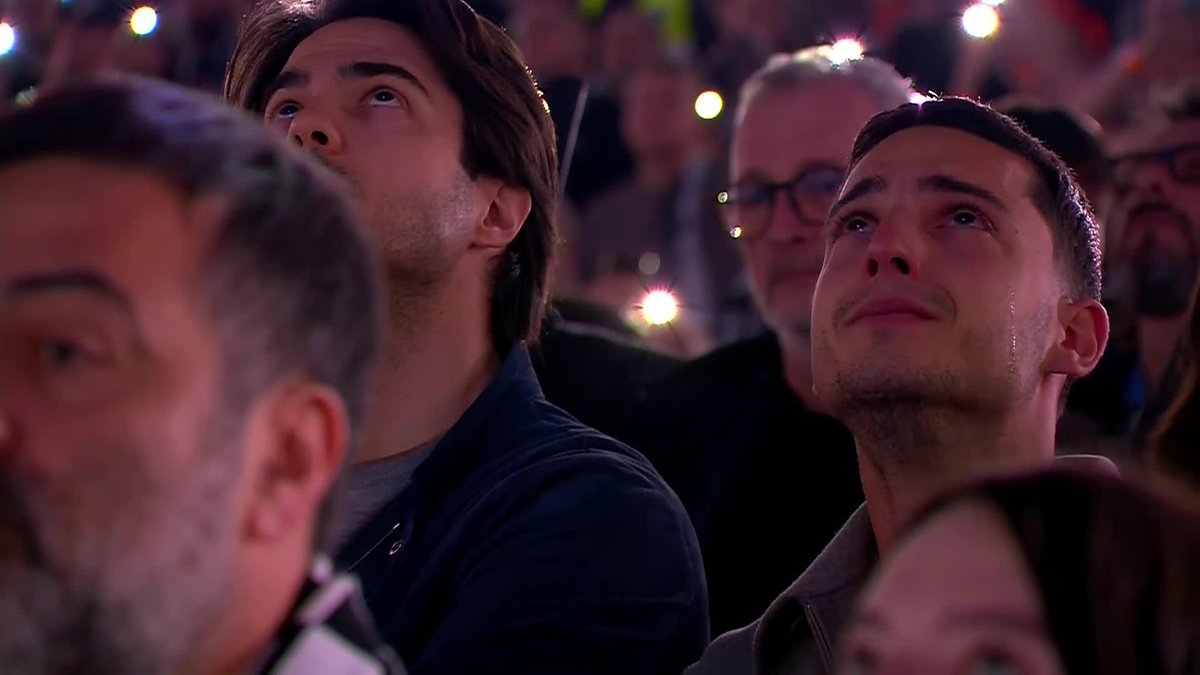"Iza generala ostaje vojska..." Ovako su se navijači Partizana oprostili od svog najtrofejnijeg trenera. Počivajte u miru, Dule. #kkp #partizan #kkpartizan #euroleague #duskovujosevic #duškovujošević