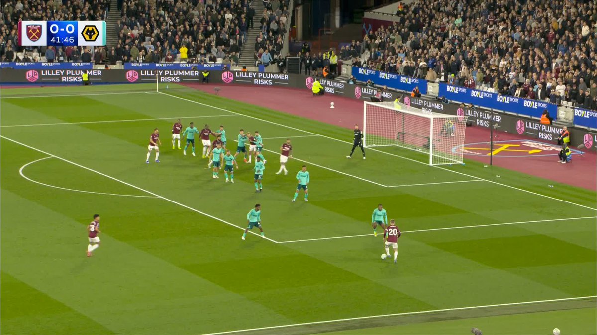 Konstantinos Mavropanos rises highest to head home Jarrod Bowen's cross and give West Ham the lead 💥