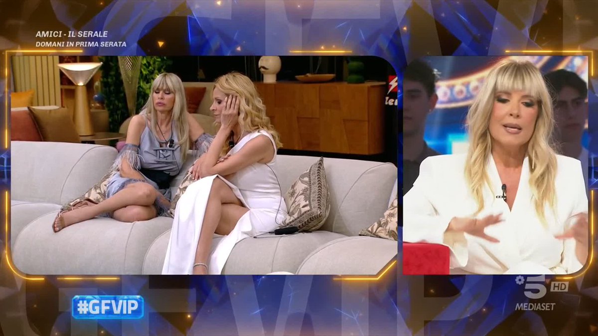 Il commento di Selvaggia sul rapporto tra Adriana e Alessandra non lascia spazio a dubbi... #GFVIP