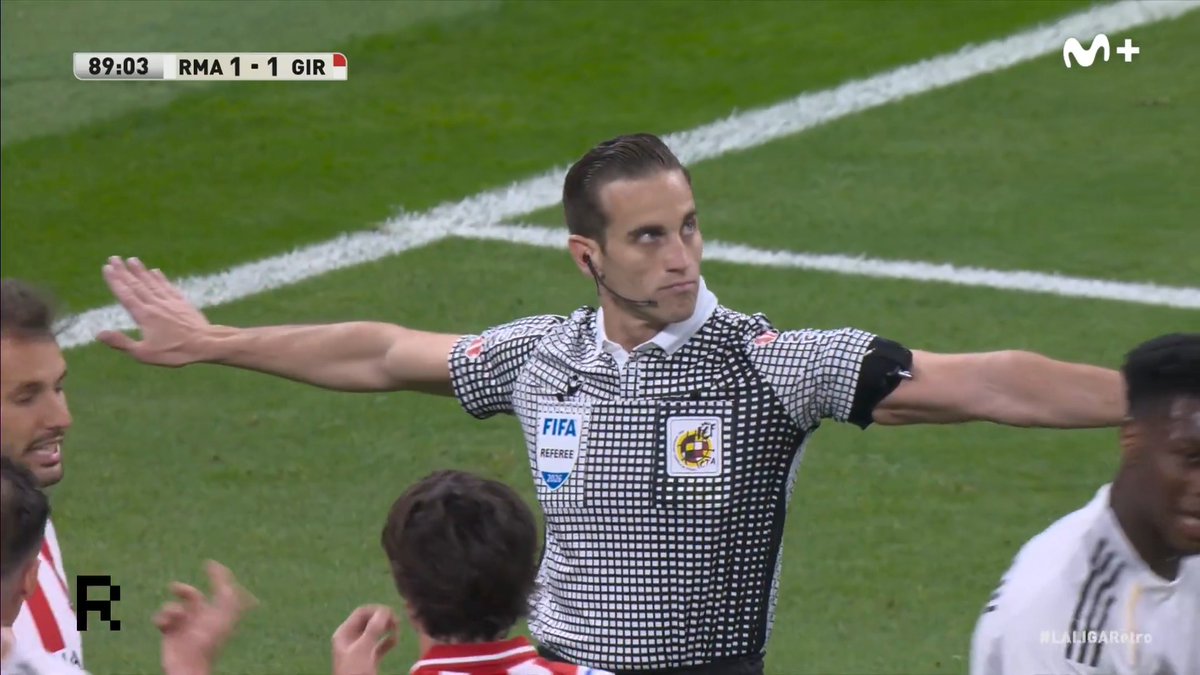 El Real Madrid reclamó penalti en esta acción. #LaCasaDelFútbol #LALIGAEASPORTS