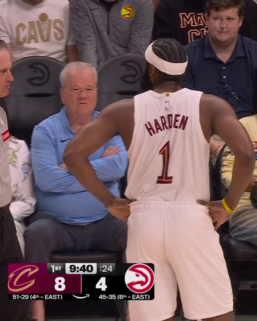 Harden brought the headband back. Headband Harden 🔥🔥🔥