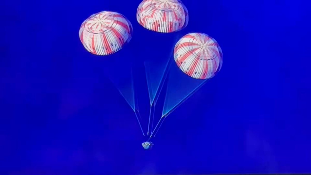 Splashdown 🫡 NASA Artemis