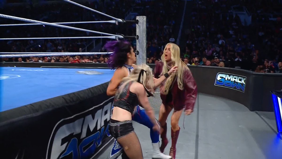 Gotta keep your eyes on the prize... 😬 Lexi (Kaufman) Cabrera shocks Bayley to get the win in San Jose!!