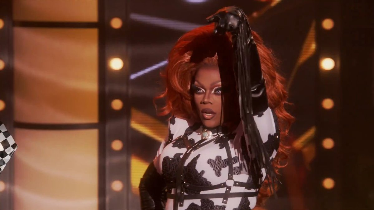 .Mia Starr | RuPaul's Drag Race and Vita VonTesse Starr are back in the house! 🪩✨ #DragRace