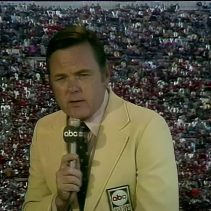 Letโs hop in the time machine and return to the glory days when big time college football meant Keith Jackson. Take me back โฆ