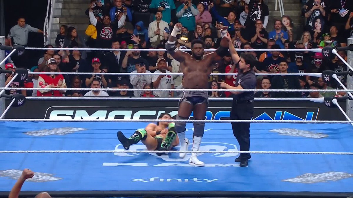 AIGHT THEN. 😤 Royce Keys just made a STATEMENT in his #SmackDown debut! 👏 Royce Keys