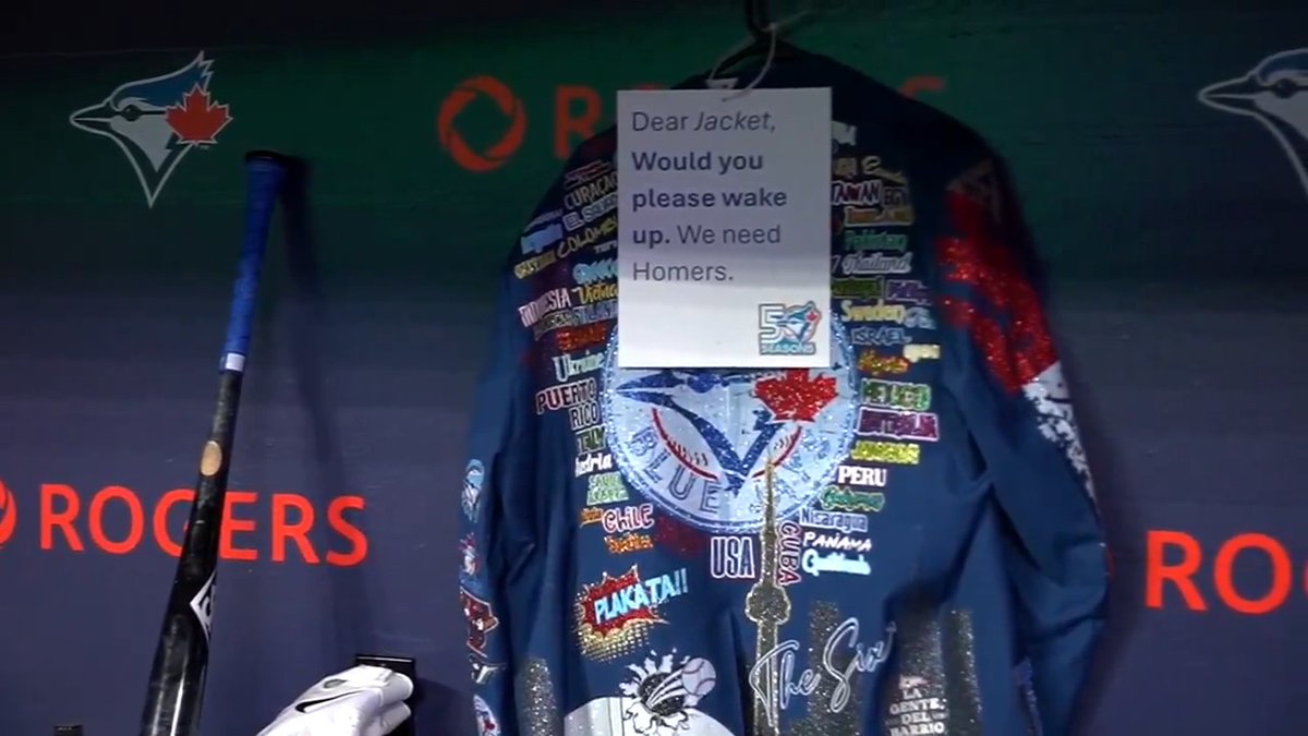 The Toronto Blue Jays asked their home run jacket to "wake up" after not hitting a homer in their last 4 games. Brandon Valenzuela and Daulton Varsho reaped the rewards tonight!
