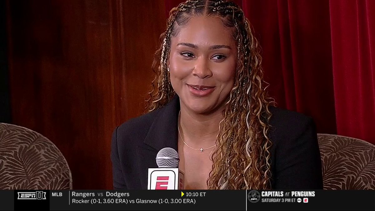 "I wouldn't be here without her honestly, ... I LITERALLY wouldn't be here without her." Sarah Strong on her mom 😂❤️