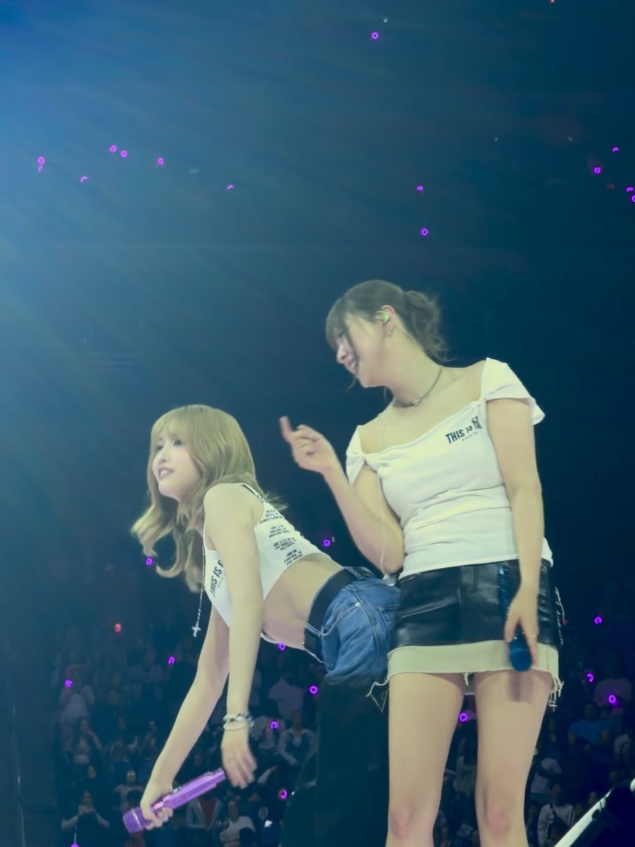 Whatever Jeongyeon and Momo got going on 😭