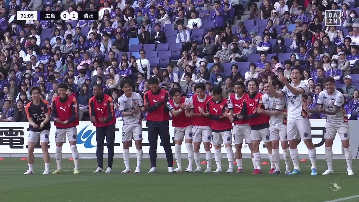 めでたい一撃 カウンターから 最後決めたのは🇰🇷オ セフン 第一子誕生の弓場将輝選手へ 全員で“ゆりかごパフォーマンス”も披露👶 🏆明治安田J1百年構想リーグ 🆚広島×清水 📱DAZN ライブ配信中 #Jリーグ #だったらDAZN