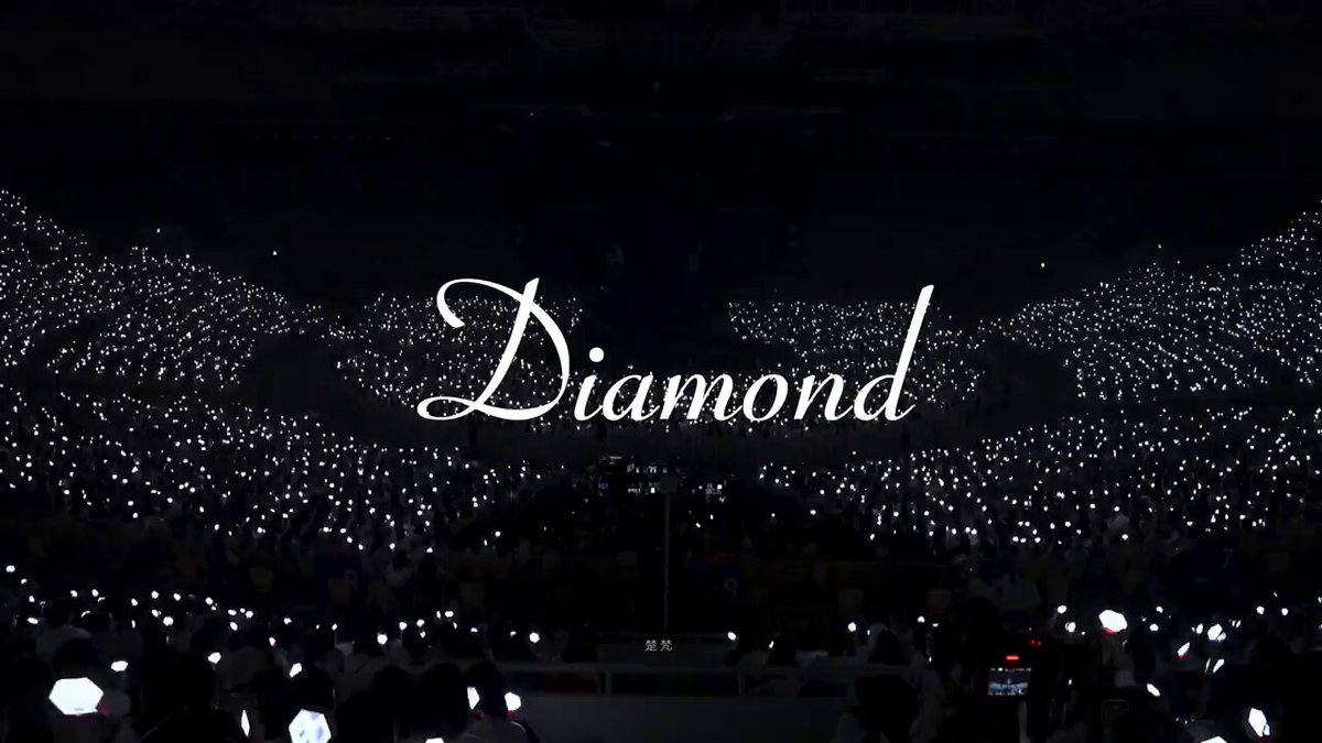 Ini salah satu lagu yg berhasil baekhyun hidupkan wlpn dia sendirian, dia mampu membawakan lagu ini tanpa merubah ver aslinya (&amp; ga bkin eneg pstinya) gw bahkan terhipnotis &amp; ngerasa ini kaya lagu solonya sendiri, vocal dia tetap stabil &amp; mantep bgt wlpn tariannya ckup intens✨️