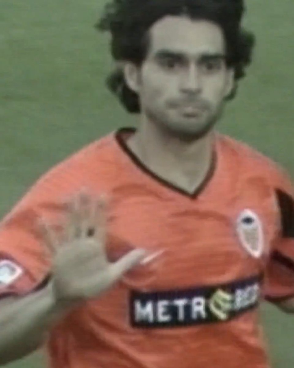 🏆 ¡Ayala y Fábio Aurélio firmaron los goles de una tarde histórica para el Valencia CF! LALIGARETRO | 42LEGADOSLALIGA