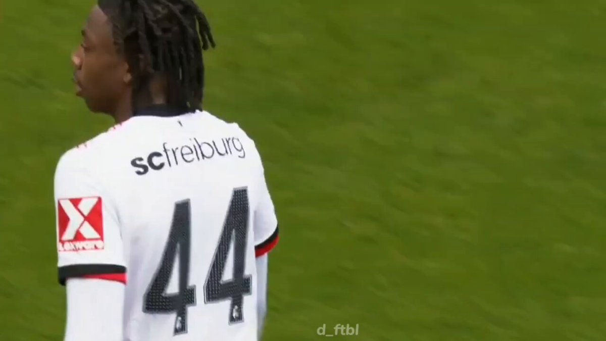 Jo Manzambi vs Bayern