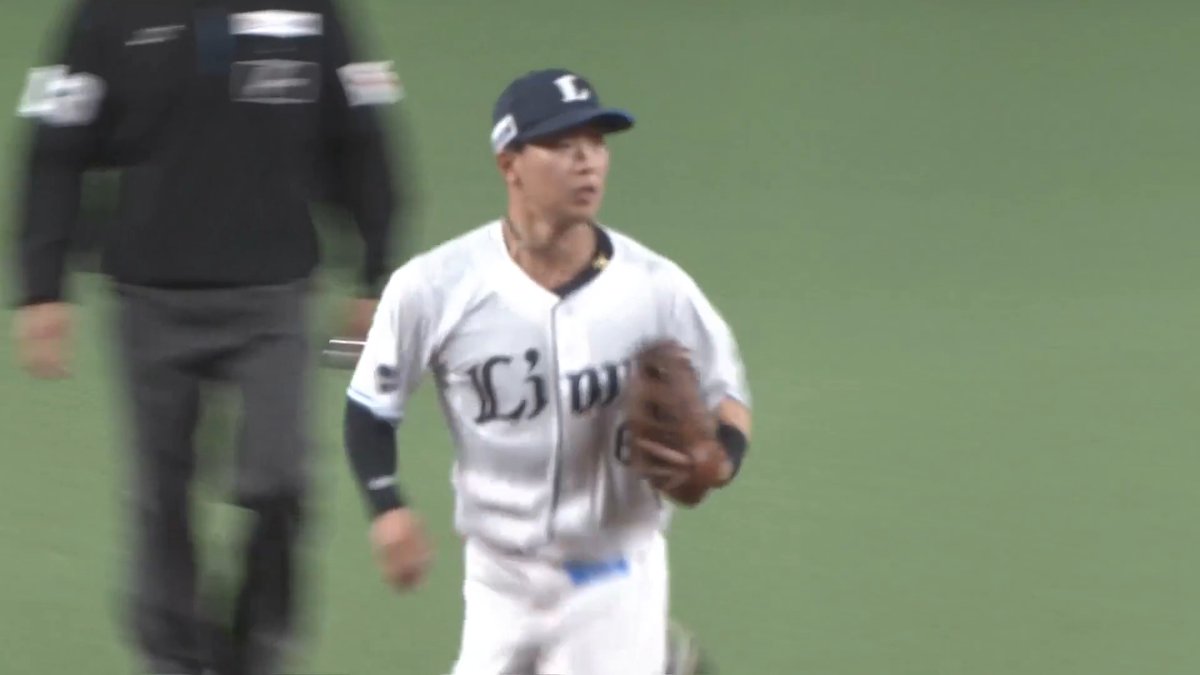 球際の強さ光る✨ 埼玉西武 滝澤夏央 選手のファインプレー👏 👇ライブ配信はこちら