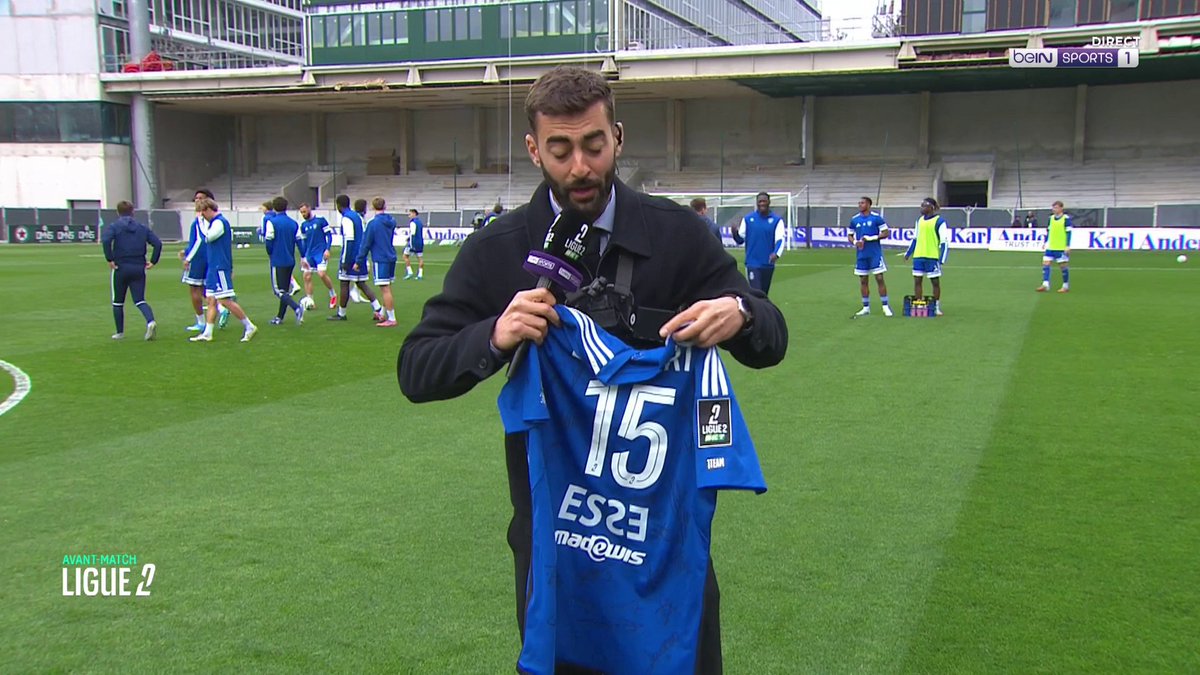 [📺 LIVE] 🇫🇷 #Ligue2BKT 🎁 Tentez de remporter le maillot de Florian Bohnert dédicacé par toute l'équipe du SC Bastia ! Donnez votre pronostic pour ce #RSFCSCB sur le #beINLIGUE2 !