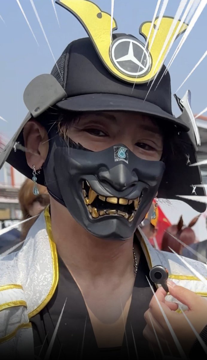 The Suzuka fan zone understood the assignment with these insane Mercedes fits and props 🔥