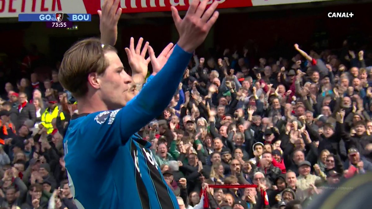🚨 ARSENAL EST SI FÉBRILE… Comme si le titre leur faisait peur… 🥶 🎥 CANAL+ Foot