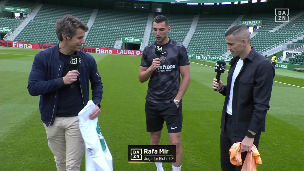 🗣️ Rafa Mir: "Es un día especial, el del Valencia es el único escudo que he besado" #LALIGAenDAZN ⚽