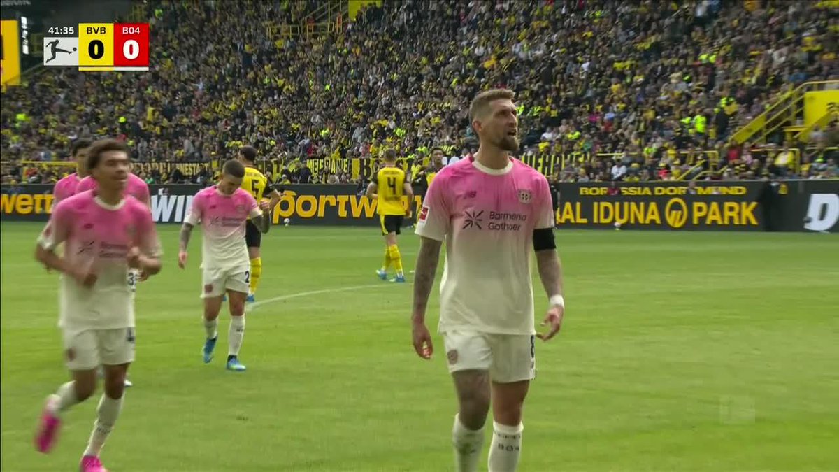 Robert Andrich with a goal from distance to open up the scoring for Leverkusen 💥 📺 ESPN2