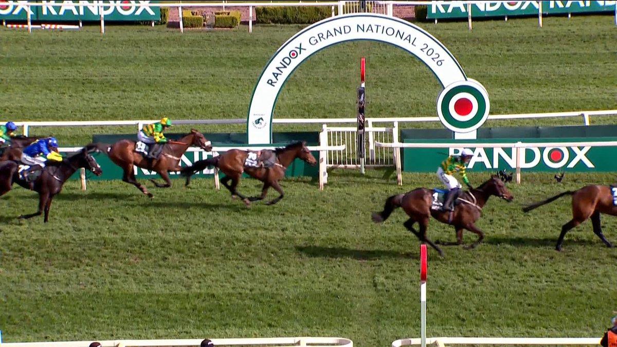 🏆 I Am Maximus REGAINS the Randox Grand National! 🏆 The first horse since Red Rum to do so! Paul Townend | Willie Mullins