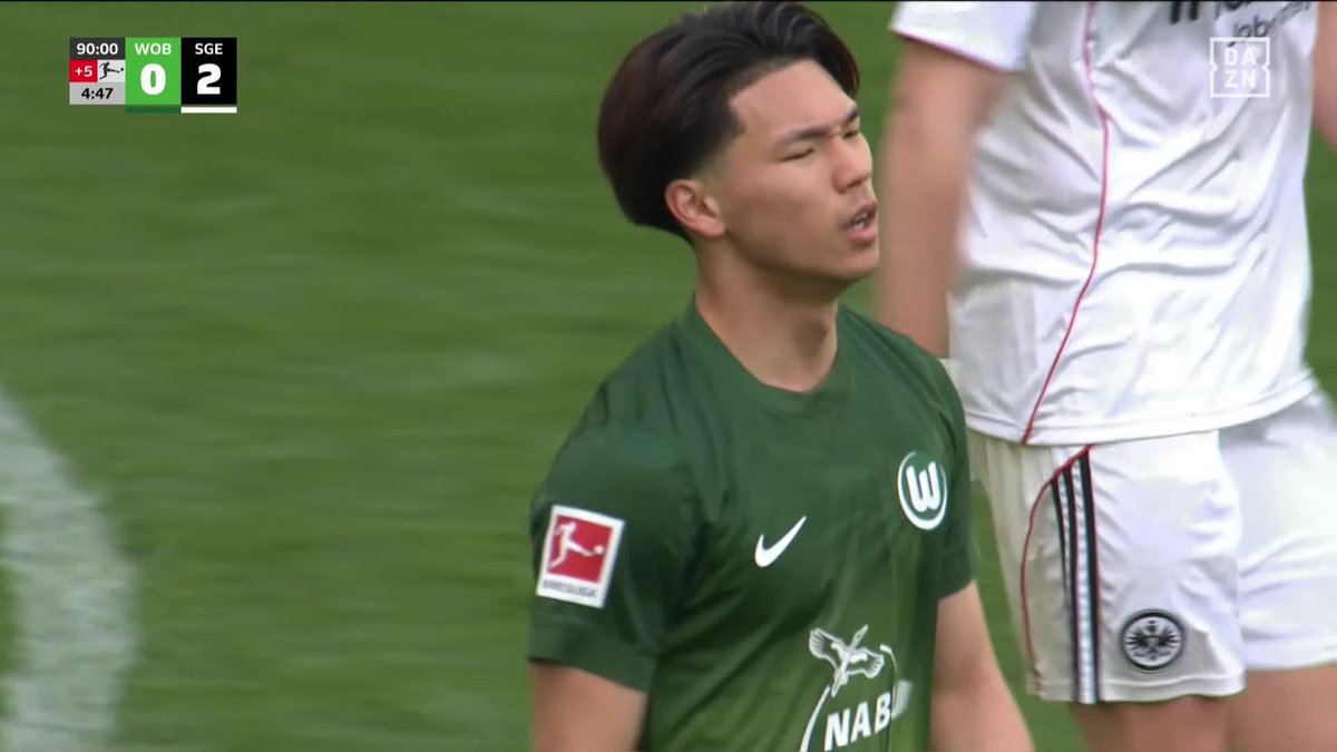 惜しい! 🇯🇵塩貝健人 トラップからのミドルシュート 🇩🇪ブンデスリーガ第29節 🆚ヴォルフスブルク×フランクフルト 📺DAZN ライブ配信中 #ブンデスリーガ #だったらDAZN