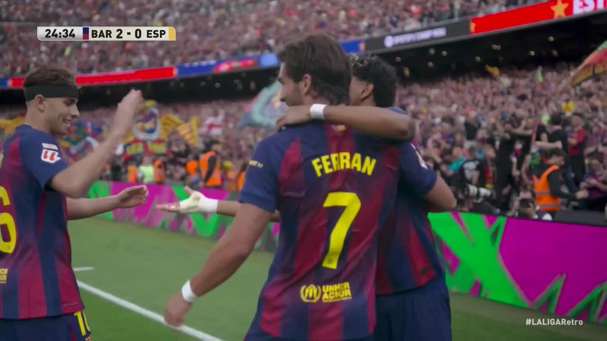 Lamine with ANOTHER outside of the boot assist to Ferran Torres! What a finish as well 🔥