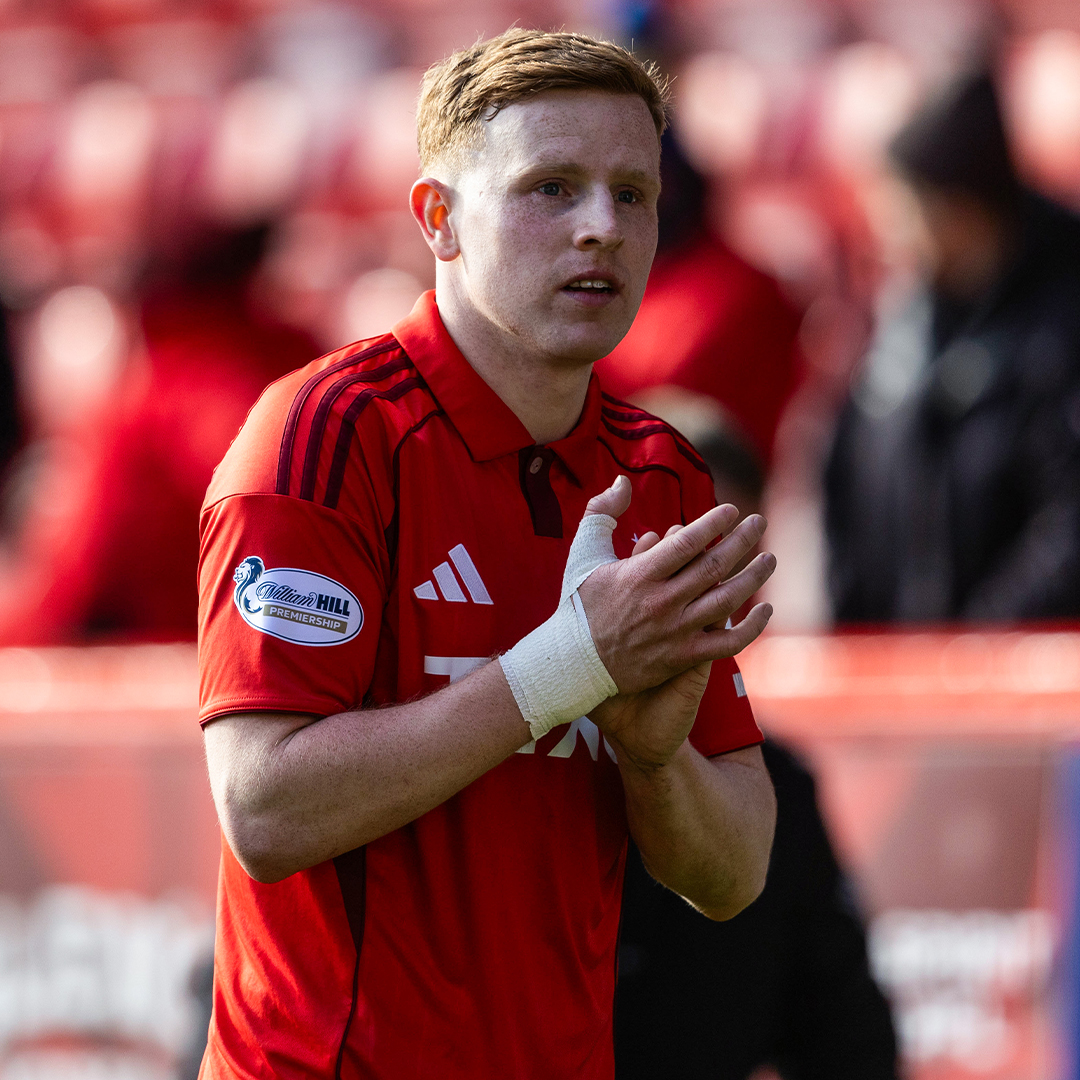 FT scenes 🤩 Red Army, thank you for your support this afternoon at Pittodrie. Behind us all the way ❤️