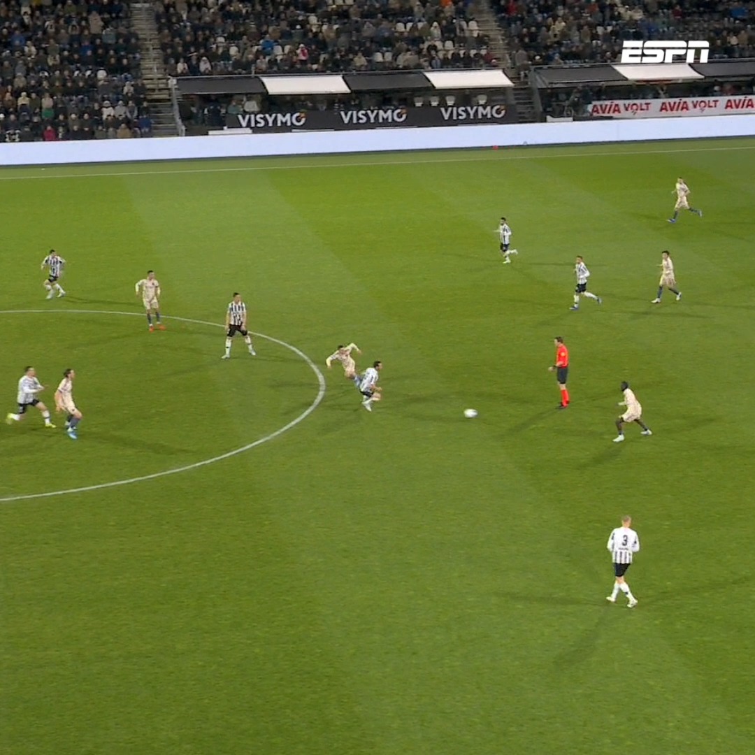 Remko Pasveer komt te laat, Mika Godts rondt beheerst af 😮💨 #heraja