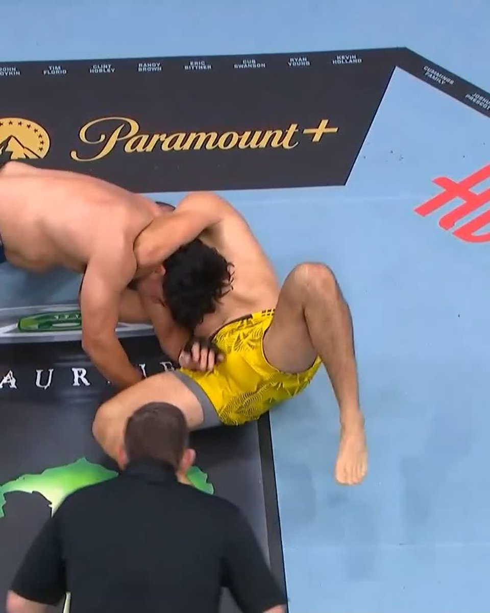 MADE A STATEMENT 😤 Vicente Luque secures the submission victory in RD1! [ #UFC327 | LIVE NOW on @ParamountPlus ]