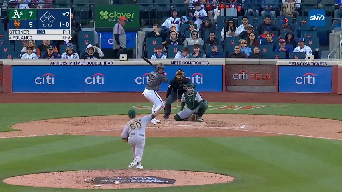 And now Polanco leaves the yard! 👀