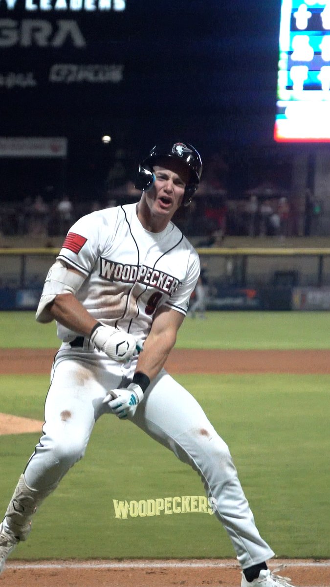 Xavier Neyens' first professional home run was a no doubter.