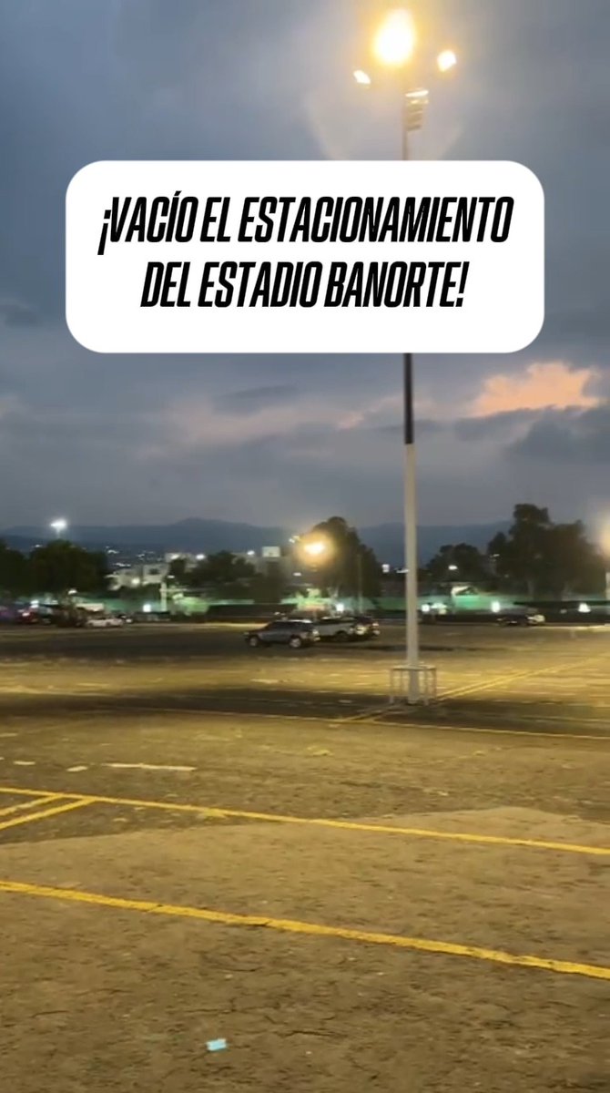 ¡LA AFICIÓN NO QUISO PAGAR LOS 1,329 PESOS! 💸 ❌ El estacionamiento del Estadio Banorte luce vacío a minutos de arrancar el Clásico Joven 😱