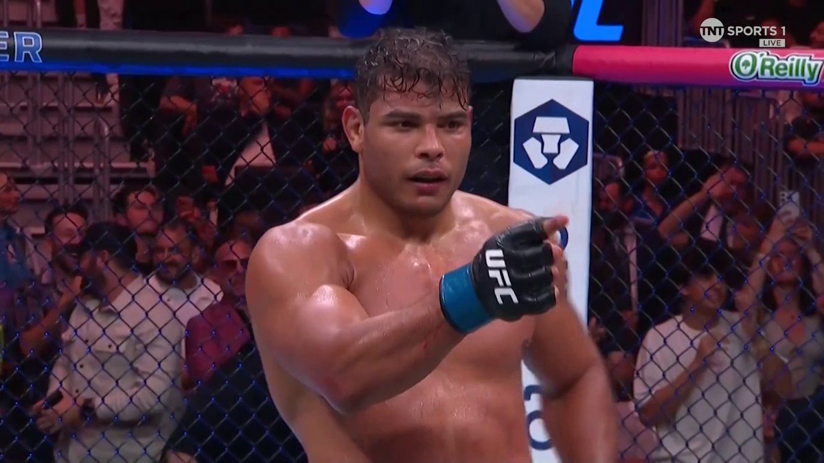 Unbelievable! 🤯 Paulo Costa defeats Azamat Murzakanov with a HEAD KICK! #UFC327 | Stream TNT Sports on HBO Max