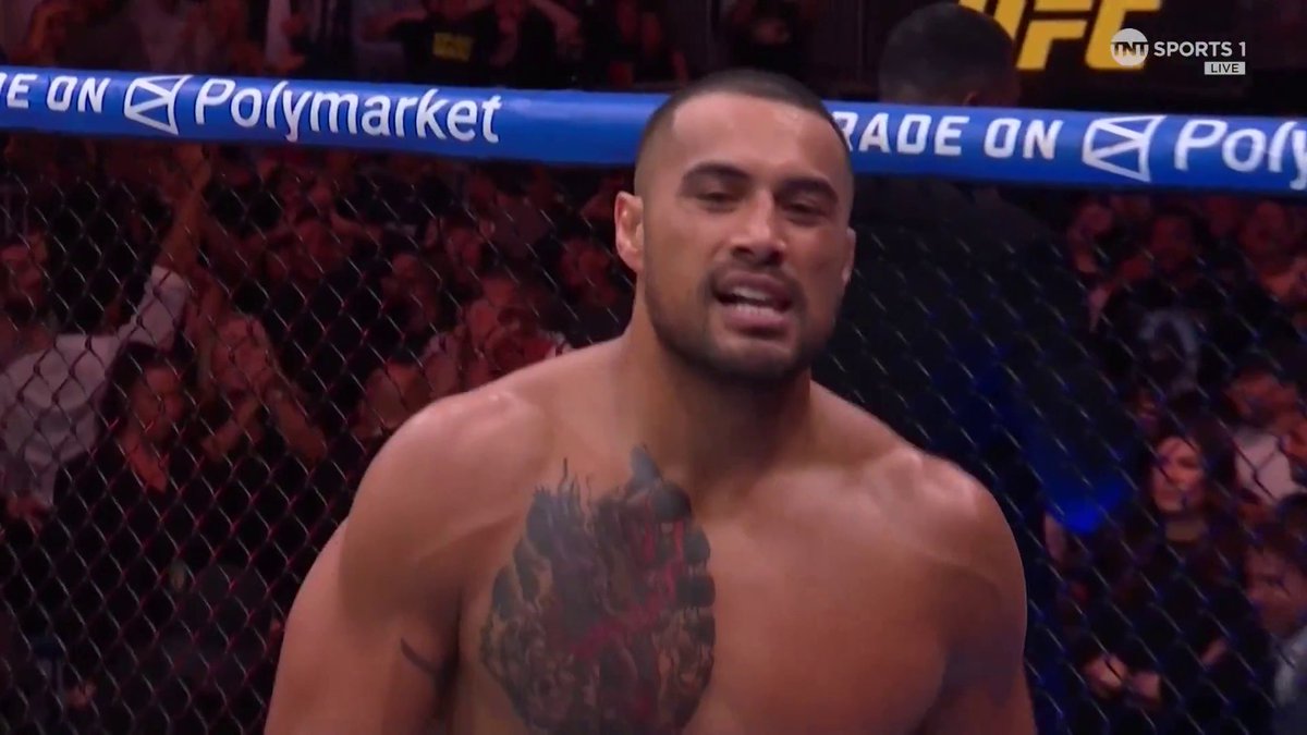 AND NEWWWWW!!!! 🏆🏆🏆 Carlos Ulberg KNOCKED Jiří Procházka OUT! #UFC327 | Stream TNT Sports on HBO Max