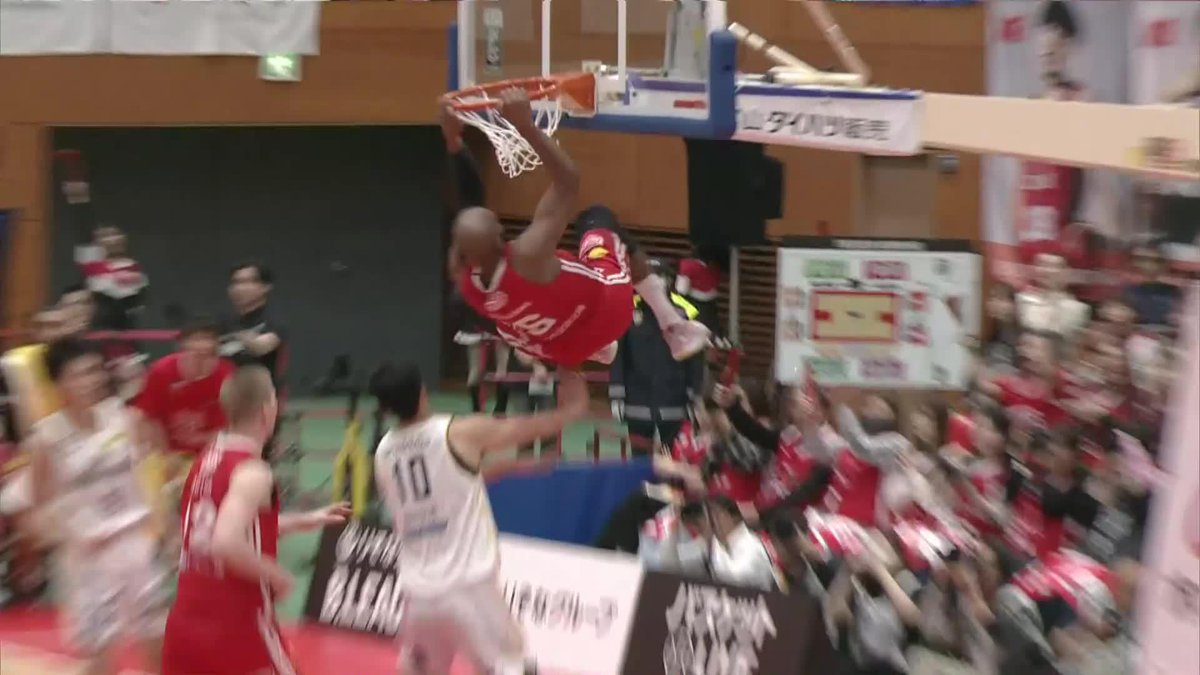 ここしかない🪡 富山#11 宇都👉#6 ニカの豪快ダンク炸裂 ！ 宇都直輝 nyika williams 富山グラウジーズ 📡バスケットLIVEで生配信中 #Bリーグ #りそなグループ