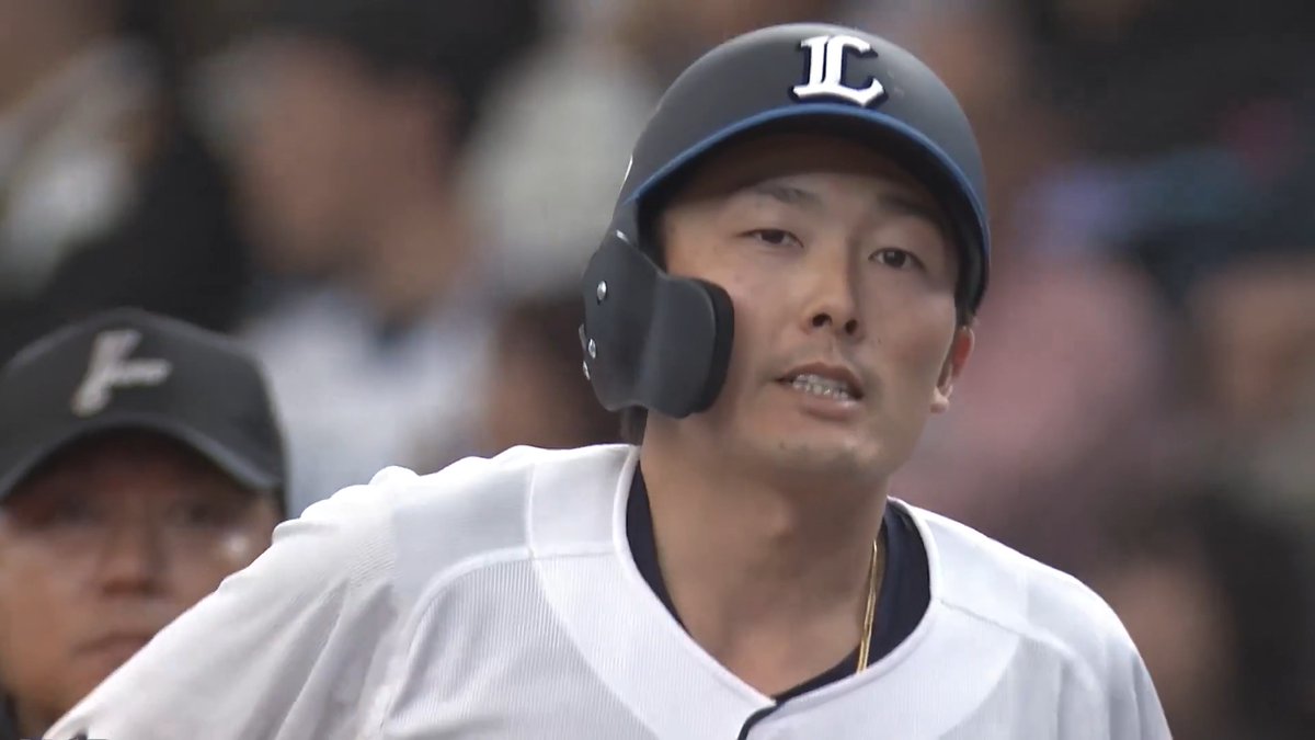 9回2アウトから埼玉西武 源田壮亮 選手が同点となるタイムリーヒットを放つ✨ 👇ライブ配信はこちら