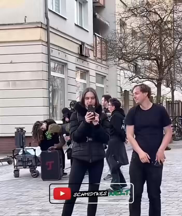 Linke doxxt sich selbst bei Antifa Gegenprotest zum AfD-Wahlkampfabschluss in Schwerin | 11.04.2026