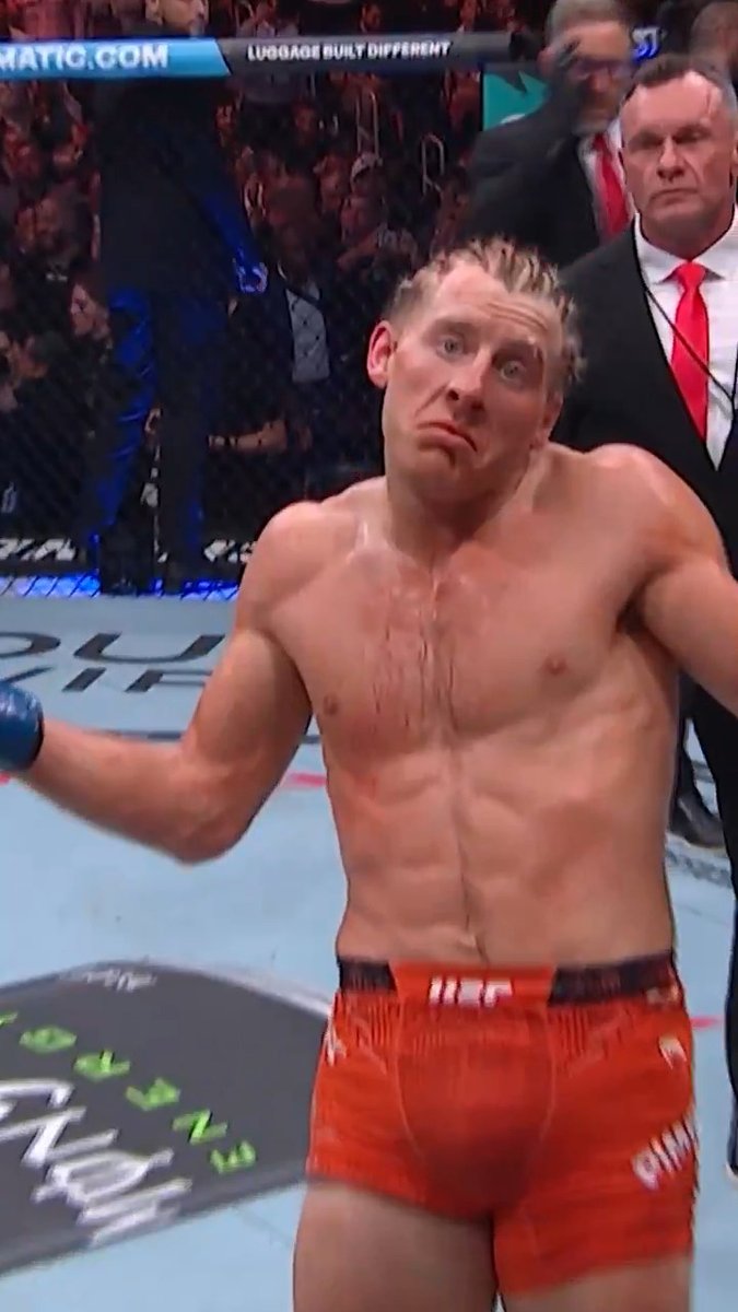 "WHAT NOW?!" 🤷‍♂️ 📆 #OnThisDay one year ago: Paddy Pimblett completely dominanted Michael Chandler!