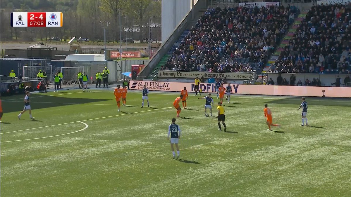😲 Calvin Miller scores from the spot to bring Falkirk back into the game and set up a dramatic final 20 minutes against Rangers ⤵️
