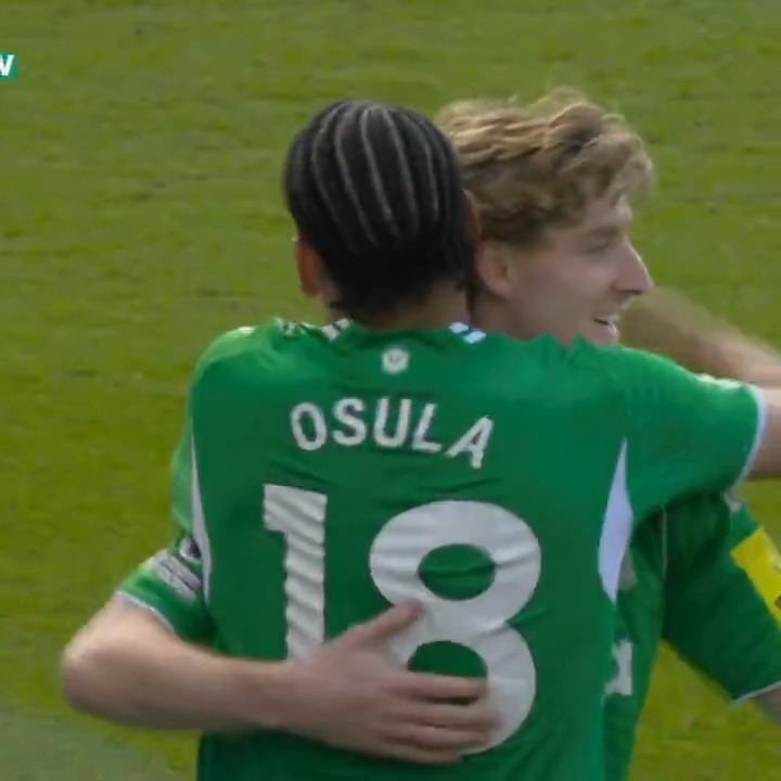 "Well it won't necessarily win any goal of the month competitions!" 😅 William Osula manages to sort his feet out from on the ground and fire Newcastle in front against Crystal Palace.