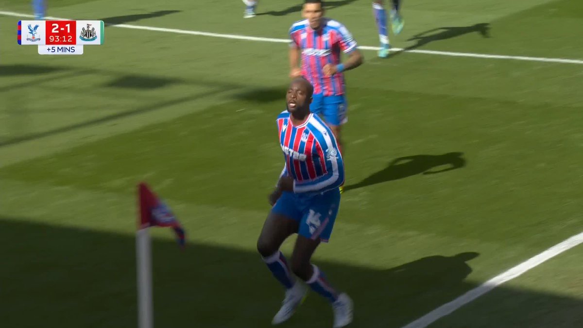 Jean-Philippe Mateta converts from the penalty spot and Palace steal the win at the last! 💣