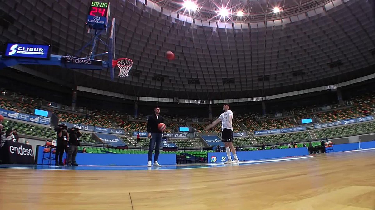 💙 "La gente de Burgos es increíble". Gonzalo Corbalán habla de la afición del Recoletas Salud San Pablo Burgos. Desde que llegó siempre ha sentido su pasión y mira que él es argentino. 📺 DAZN España | #LigaEndesa
